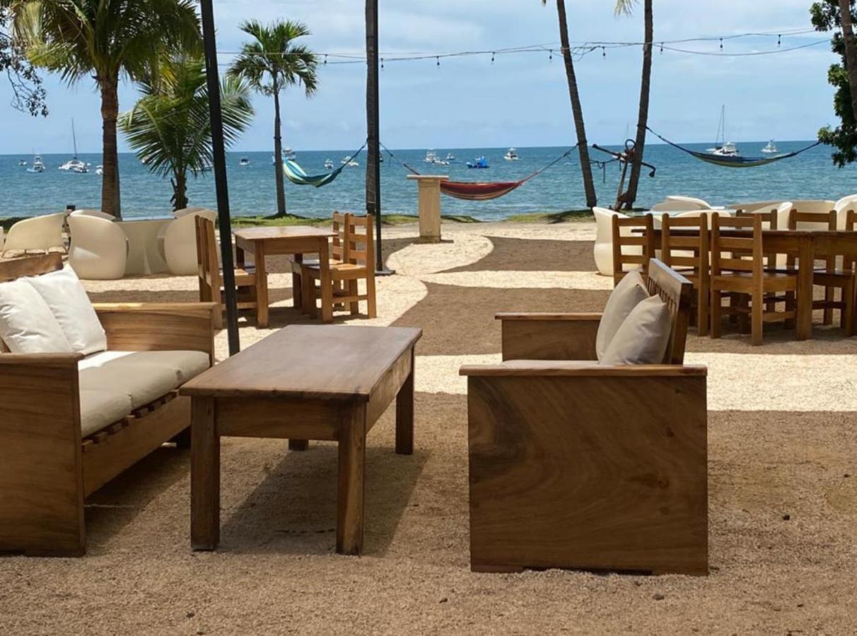 Cafe De Playa Beach Front Hotel Coco Dış mekan fotoğraf